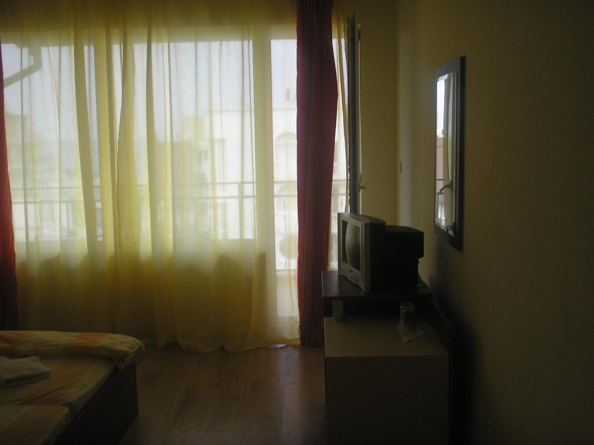 Семеен Хотел Атива - Family Hotel Ativa Lozenets Dış mekan fotoğraf
