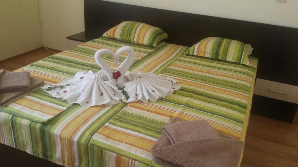 Семеен Хотел Атива - Family Hotel Ativa Lozenets Dış mekan fotoğraf