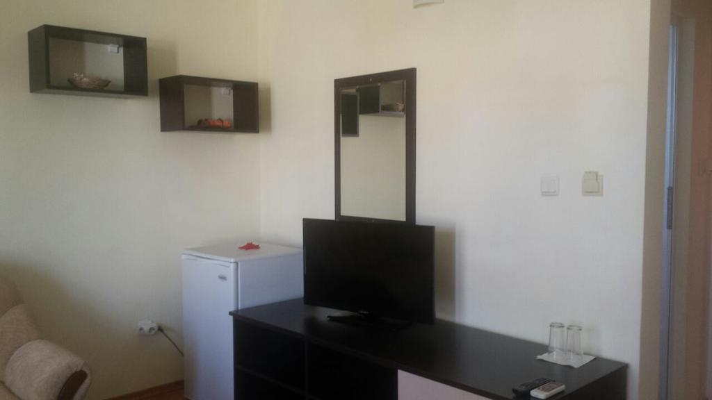 Семеен Хотел Атива - Family Hotel Ativa Lozenets Dış mekan fotoğraf