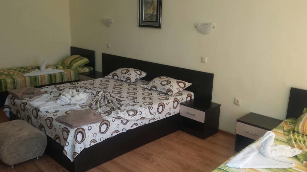 Семеен Хотел Атива - Family Hotel Ativa Lozenets Dış mekan fotoğraf