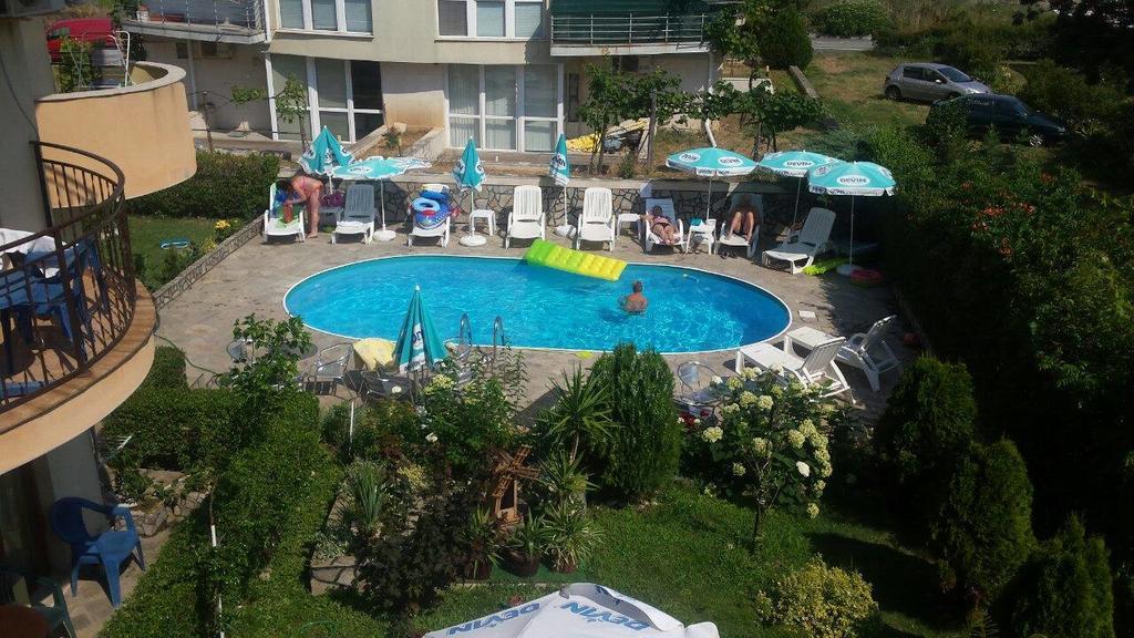 Семеен Хотел Атива - Family Hotel Ativa Lozenets Dış mekan fotoğraf